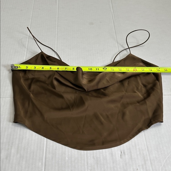 Good American Brown Cowl Neck Crop Cami Top Women’s 4 XL Festival Feminine - Picture 5 of 8